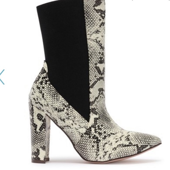 Chase + Chloe Studded Vegan Snake Booties NIB - Picture 8 of 9